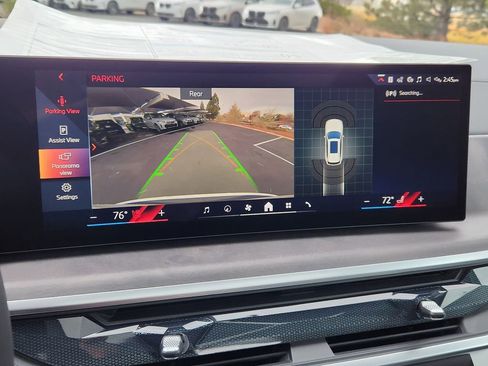 New 2026 BMW X5 xDrive50e w/ Premium Package AWD/4WD image 14