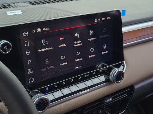 New 2026 GMC Canyon Denali w/ LPO, Black Badging Package image 27