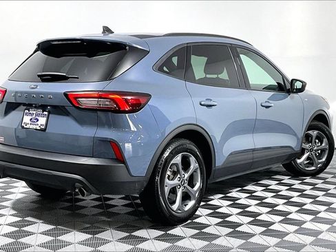 Used 2025 Ford Escape ST-Line FWD image 12