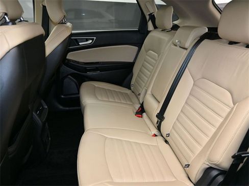 Used 2018 Ford Edge SEL w/ Equipment Group 201A image 12