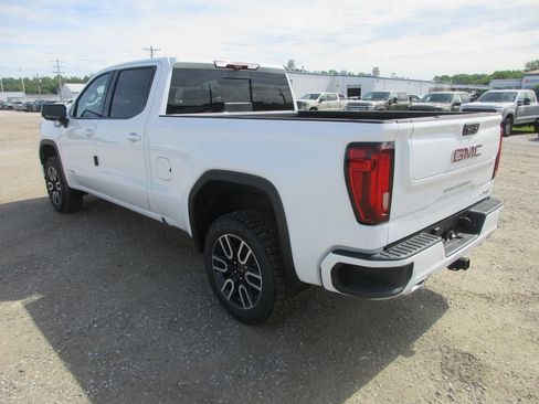 New 2026 GMC Sierra 1500 AT4 w/ AT4 Premium Package AWD/4WD image 7