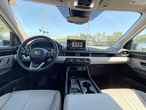 Used 2023 Honda Pilot Elite image 20