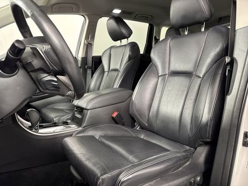 Used 2019 Subaru Ascent Limited AWD/4WD image 19