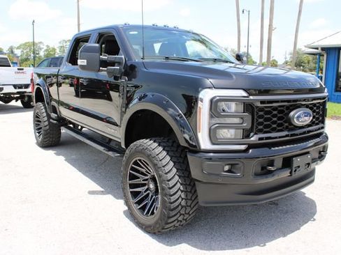 Used 2024 Ford F250 Lariat w/ Lariat Ultimate Package AWD/4WD image 11