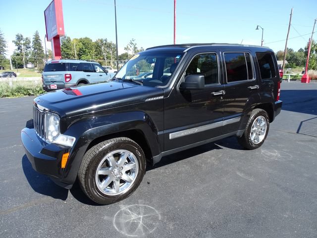 Used 2010 Jeep Liberty Limited w/ Tire & Wheel Group AWD/4WD image 1