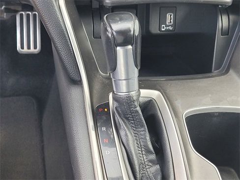 Used 2018 Honda Accord Sport image 24