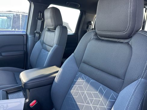 Used 2026 Nissan Frontier SV w/ All-Weather Content Package image 15