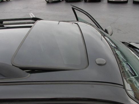 Used 2012 Ford Escape XLT FWD image 24