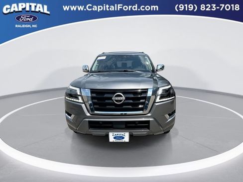 Used 2023 Nissan Armada Platinum w/ Cargo Package AWD/4WD image 3