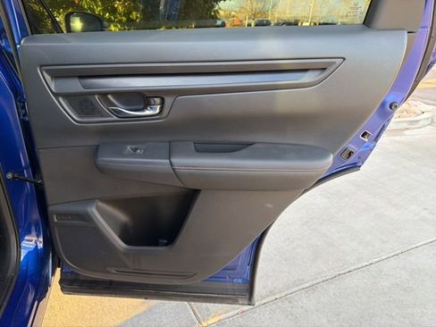 Used 2025 Honda CR-V Sport-L image 30