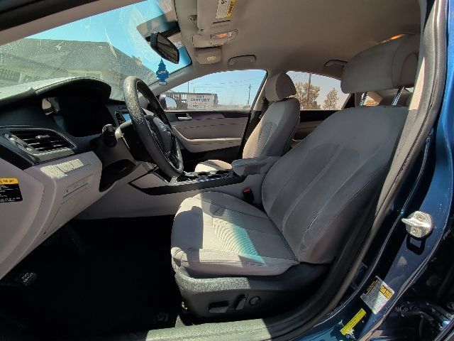 Used 2017 Hyundai Sonata Sport FWD image 4