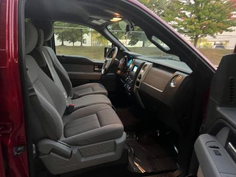 Used 2013 Ford F150 XLT w/ Luxury Equipment Group image 16