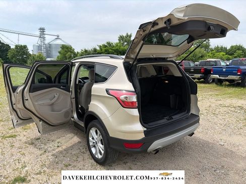 Used 2018 Ford Escape SE FWD image 24
