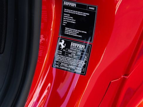 Used 2022 Ferrari F8 Tributo image 77