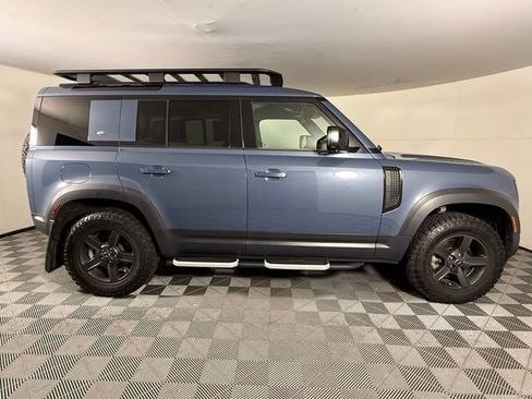 Used 2023 Land Rover Defender 110 S AWD/4WD image 8