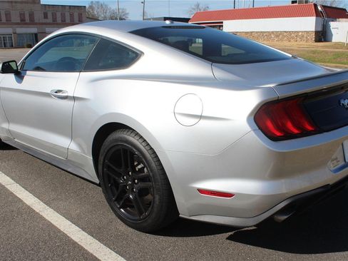 Used 2019 Ford Mustang Premium image 14
