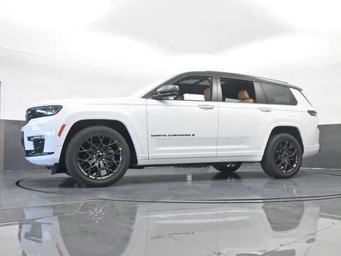 New 2025 Jeep Grand Cherokee L Summit image 65