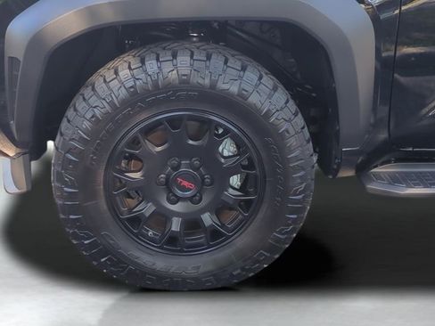 New 2025 Toyota 4Runner TRD Off-Road Premium AWD/4WD image 27