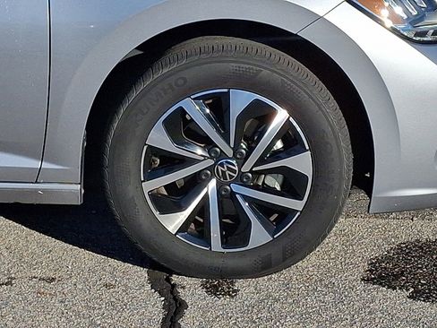 Used 2024 Volkswagen Jetta S image 8