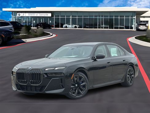 New 2026 BMW 740i image 1