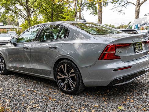 Used 2024 Volvo S60 B5 Plus image 4