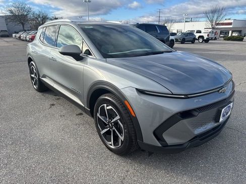 New 2026 Chevrolet Equinox EV LT w/ LPO, All-Weather Mat Package image 8