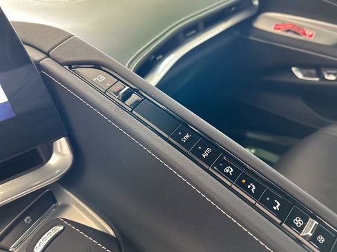 Used 2024 Chevrolet Corvette Z06 image 46