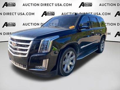 Used 2016 Cadillac Escalade Luxury