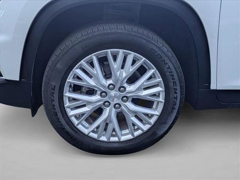 Used 2024 GMC Acadia Elevation image 23