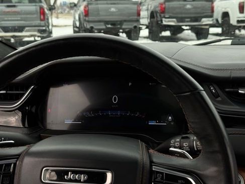 Used 2022 Jeep Grand Cherokee L Summit image 10