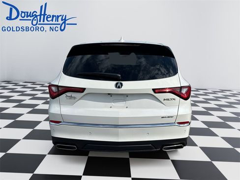 Used 2023 Acura MDX SH-AWD w/ Technology Package image 4