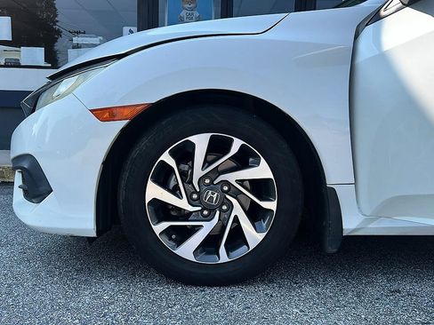 Used 2016 Honda Civic EX image 11