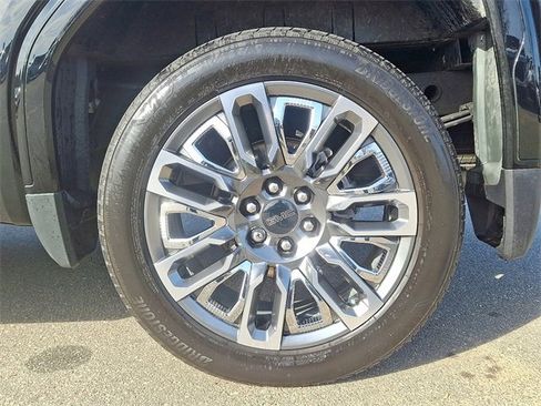 Certified 2024 GMC Sierra 1500 Denali Ultimate image 8