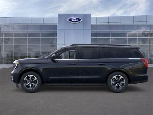 New 2026 Ford Expedition Max Active image 3