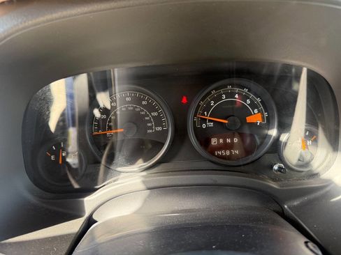 Used 2014 Jeep Patriot Sport AWD/4WD image 11