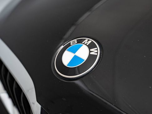 Used 2019 BMW 540i w/ Convenience Package RWD image 3