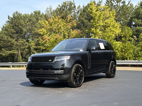 Used 2023 Land Rover Range Rover Long Wheelbase First Edition AWD/4WD image 14