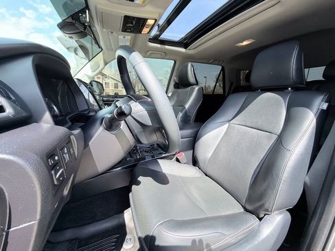 Used 2020 Toyota 4Runner Nightshade AWD/4WD image 13