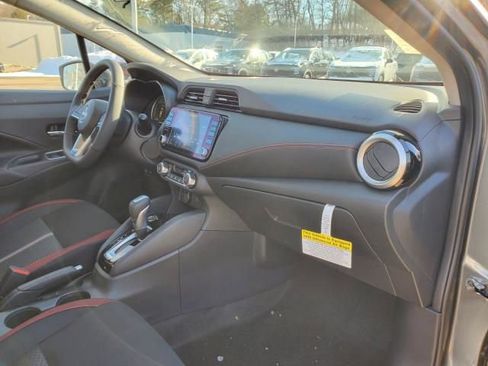 New 2025 Nissan Versa SR w/ Trunk Package image 12