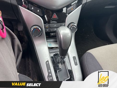 Used 2012 Chevrolet Cruze LS w/ Connectivity Package image 5