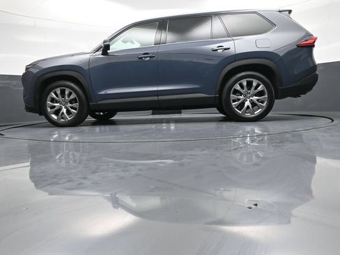 Certified 2024 Toyota Grand Highlander AWD image 34