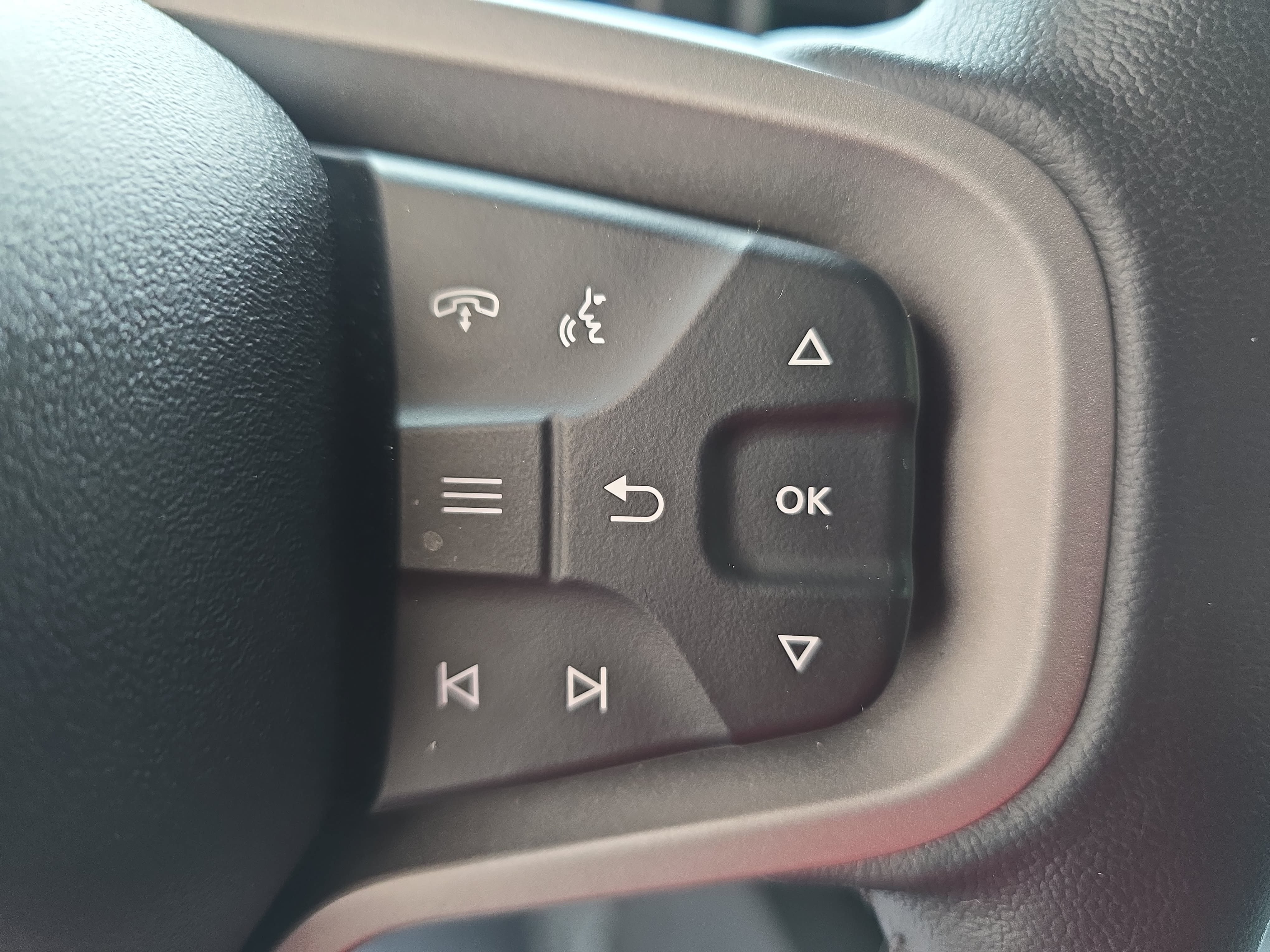 Used 2025 Ford Bronco Badlands AWD/4WD image 17