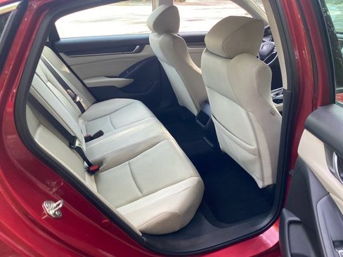 Used 2018 Honda Accord LX image 23