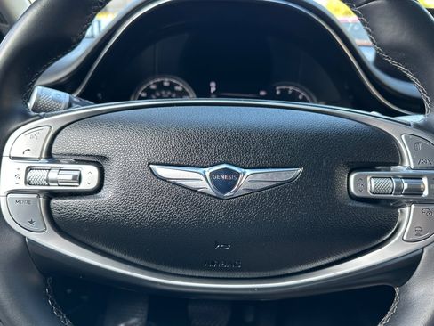 Used 2023 Genesis GV70 2.5T w/ Advanced Package image 25