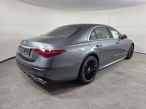 New 2026 Mercedes-Benz S 580 4MATIC Sedan image 4