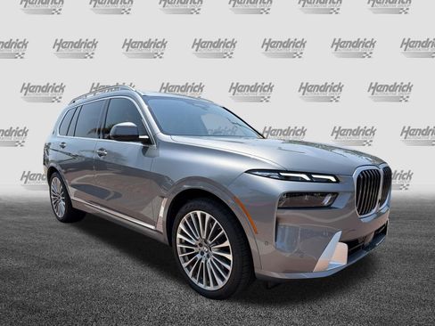 Used 2026 BMW X7 xDrive40i w/ Executive Package AWD/4WD image 2