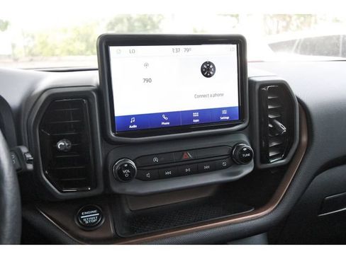 Used 2022 Ford Bronco Sport Outer Banks w/ Tech Package AWD/4WD image 23
