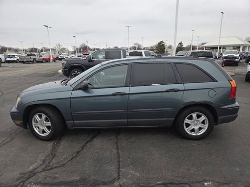 Used 2005 Chrysler Pacifica AWD w/ Cargo Convenience Group image 17