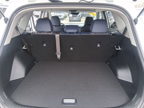 Used 2025 Kia Seltos S image 16