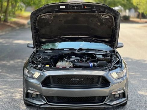 Used 2017 Ford Mustang GT w/ Black Accent Package RWD image 40